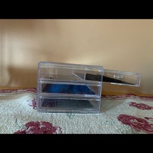 Clear plastic 3 drawer accessory case